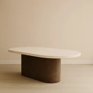 Mesa de microcemento con encimera clara y pata larga en tono madera